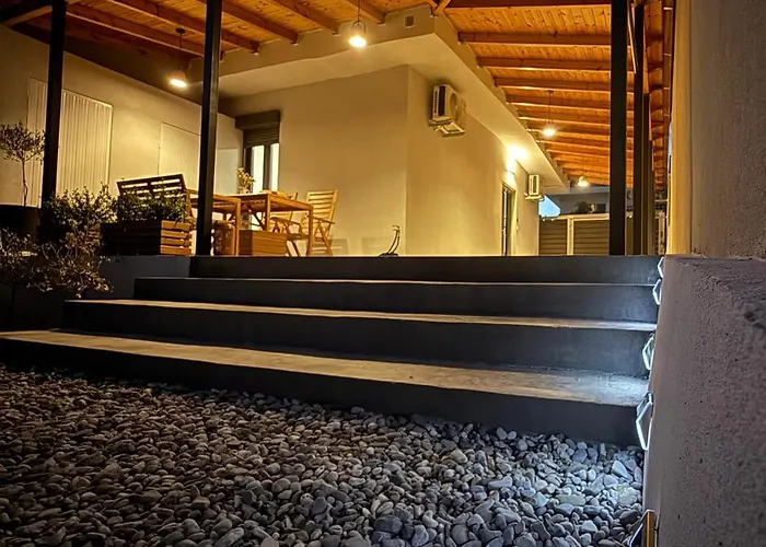 The Yard Place Guest house 3*