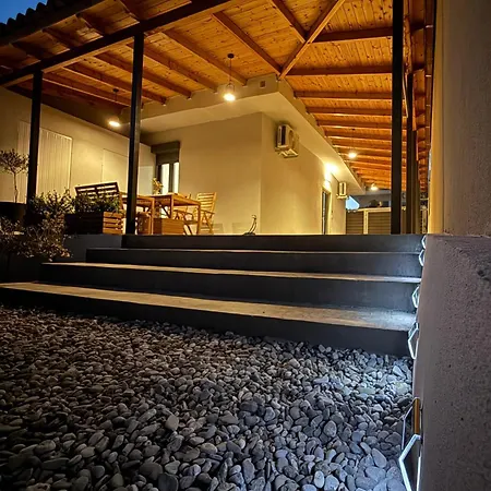 The Yard Place Πανσιόν 3*